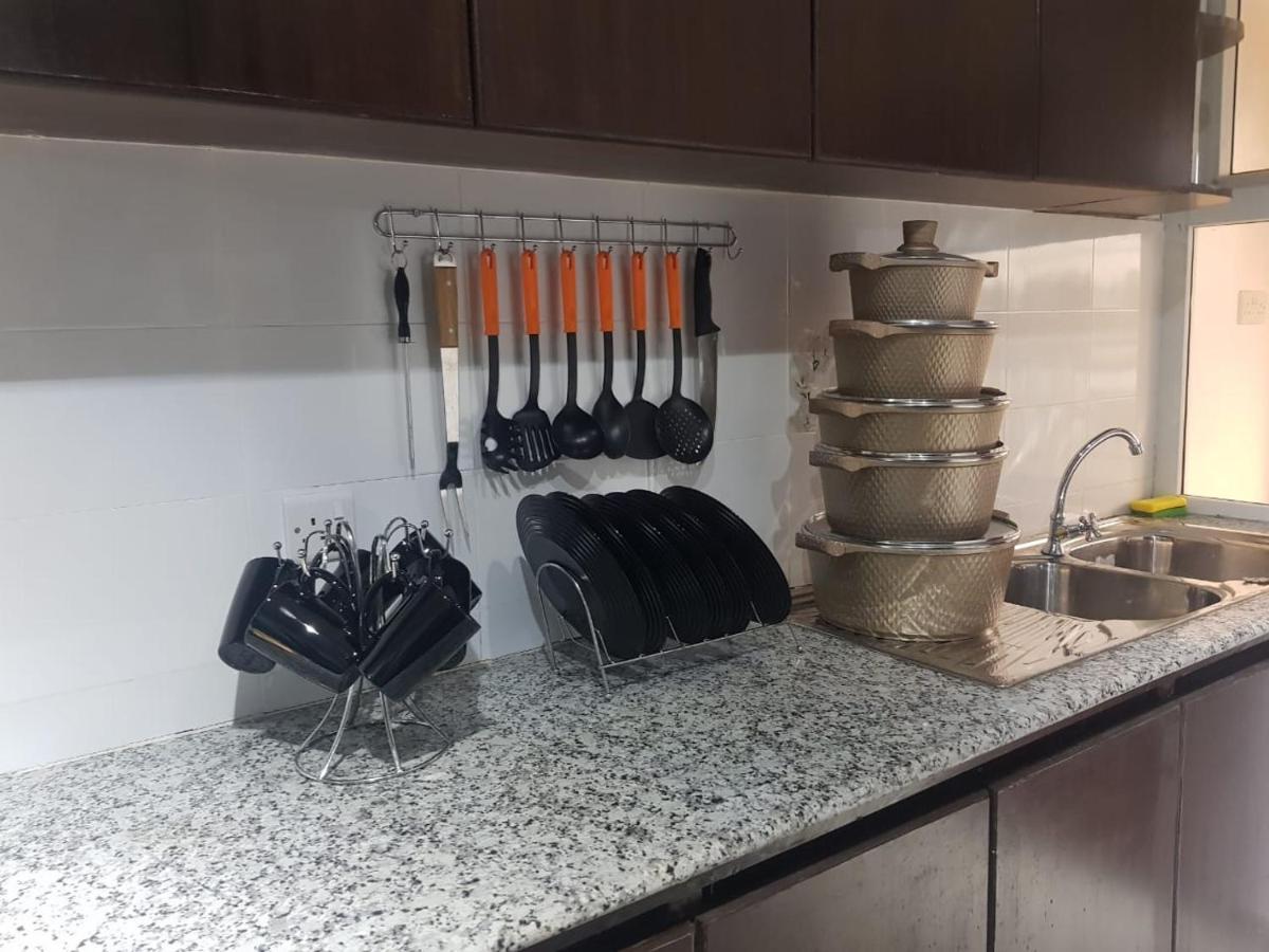 Jacky'S Fully Furnished Apartments Накуру Екстер'єр фото