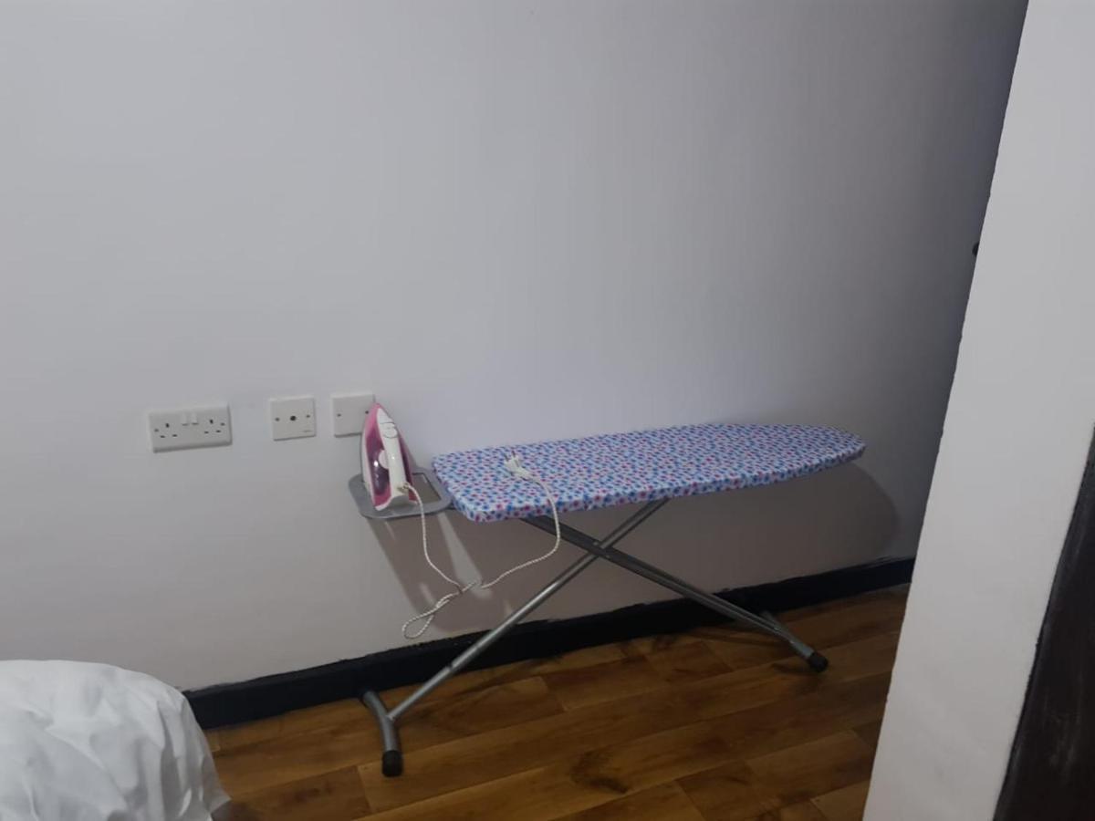 Jacky'S Fully Furnished Apartments Накуру Екстер'єр фото