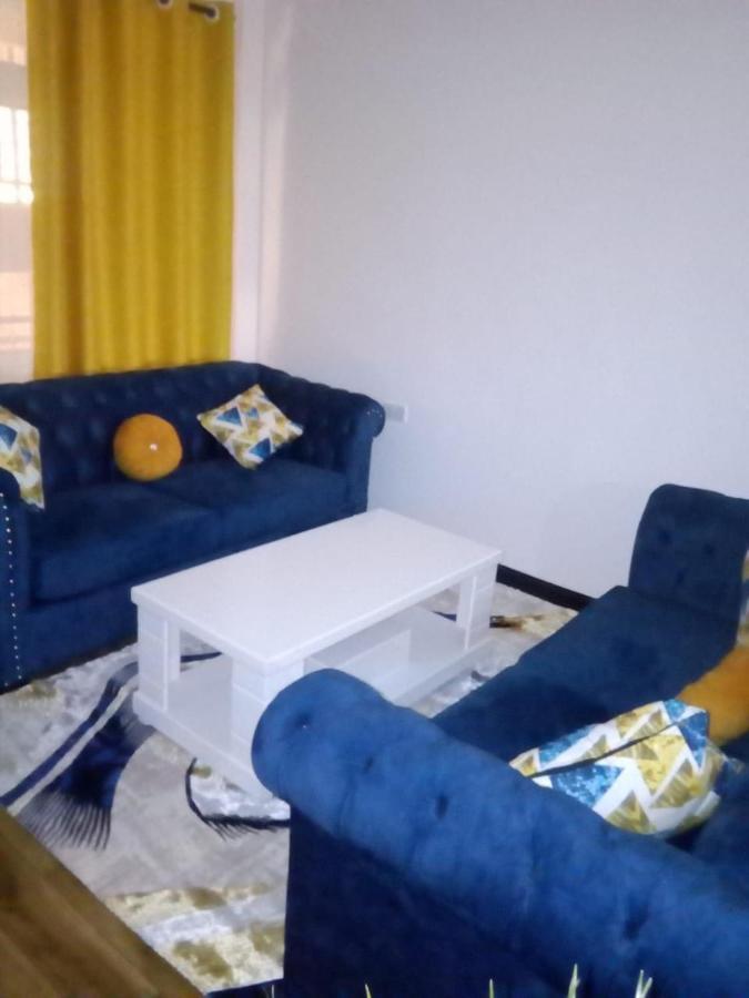 Jacky'S Fully Furnished Apartments Накуру Екстер'єр фото