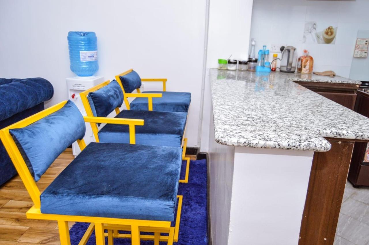 Jacky'S Fully Furnished Apartments Накуру Екстер'єр фото