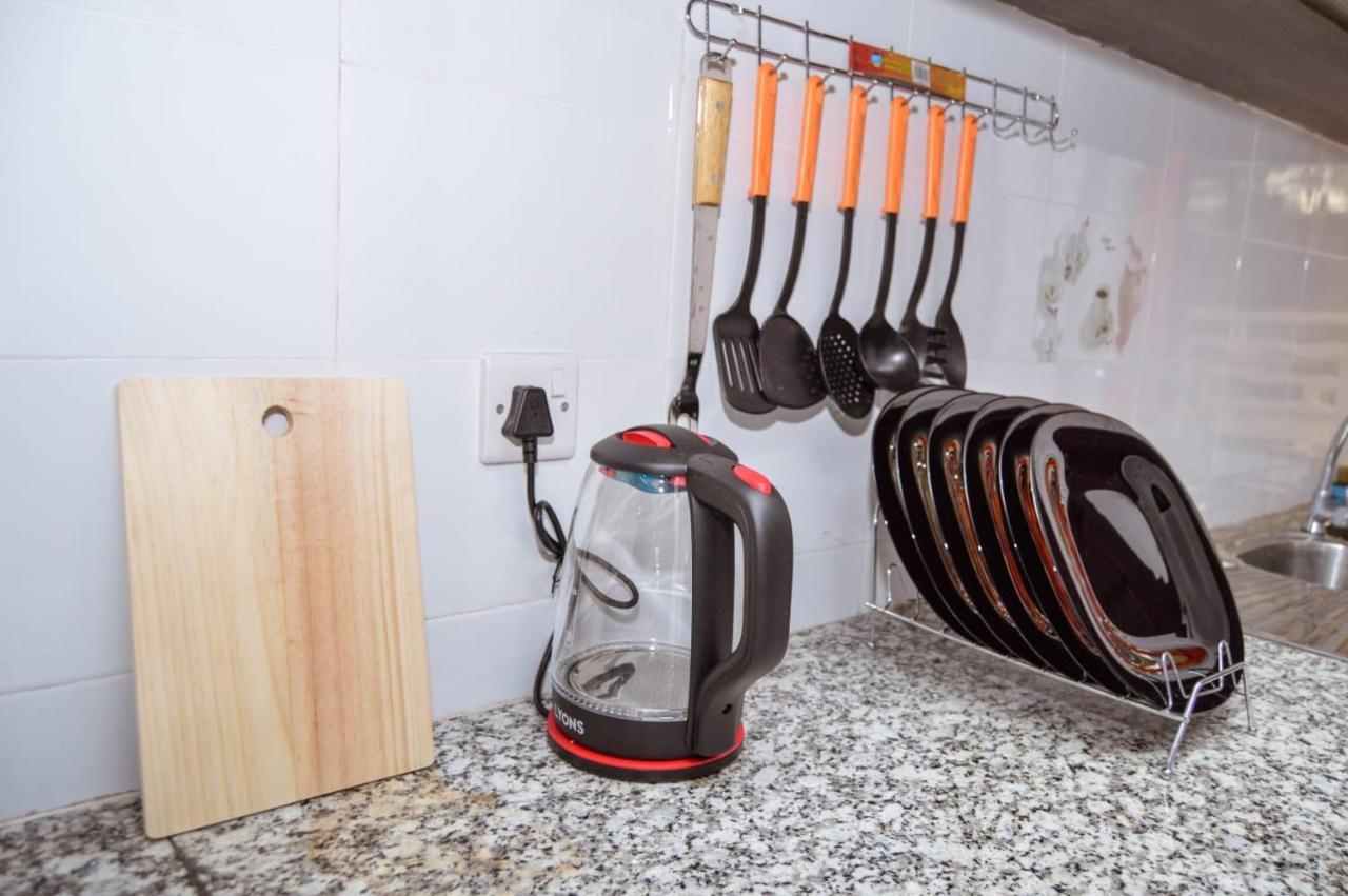 Jacky'S Fully Furnished Apartments Накуру Екстер'єр фото
