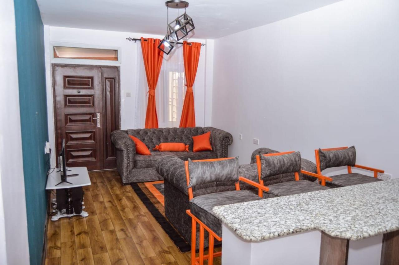 Jacky'S Fully Furnished Apartments Накуру Екстер'єр фото
