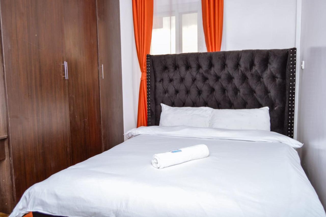 Jacky'S Fully Furnished Apartments Накуру Екстер'єр фото