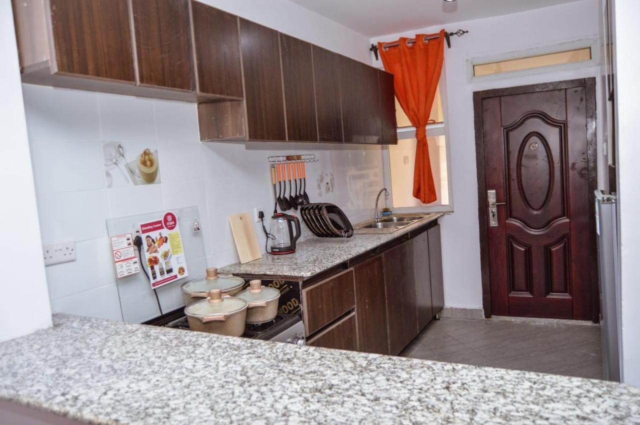 Jacky'S Fully Furnished Apartments Накуру Екстер'єр фото