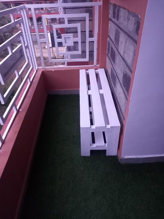 Jacky'S Fully Furnished Apartments Накуру Екстер'єр фото