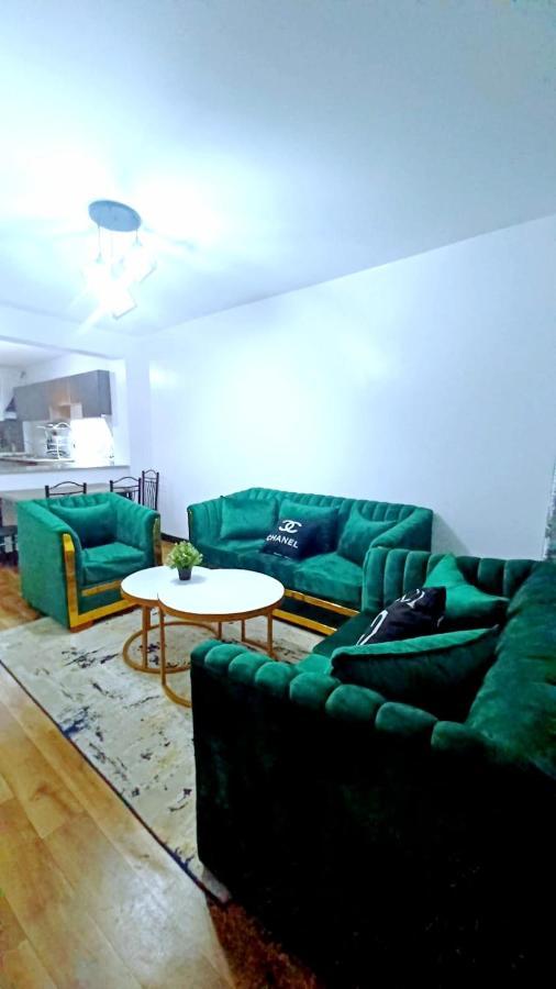 Jacky'S Fully Furnished Apartments Накуру Екстер'єр фото