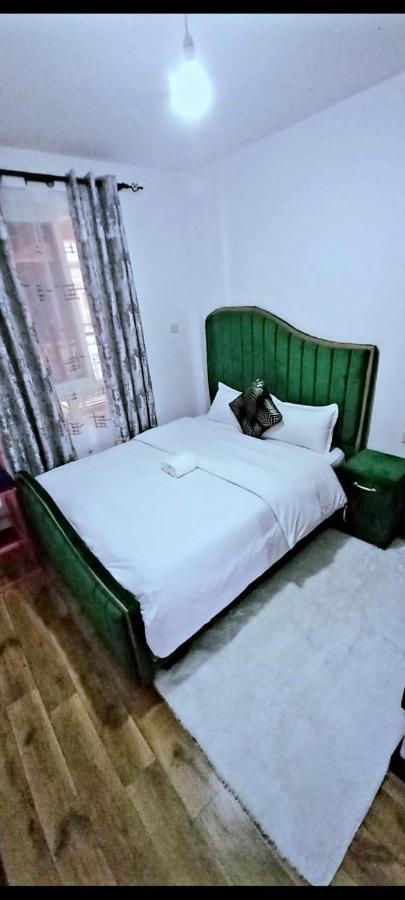 Jacky'S Fully Furnished Apartments Накуру Екстер'єр фото